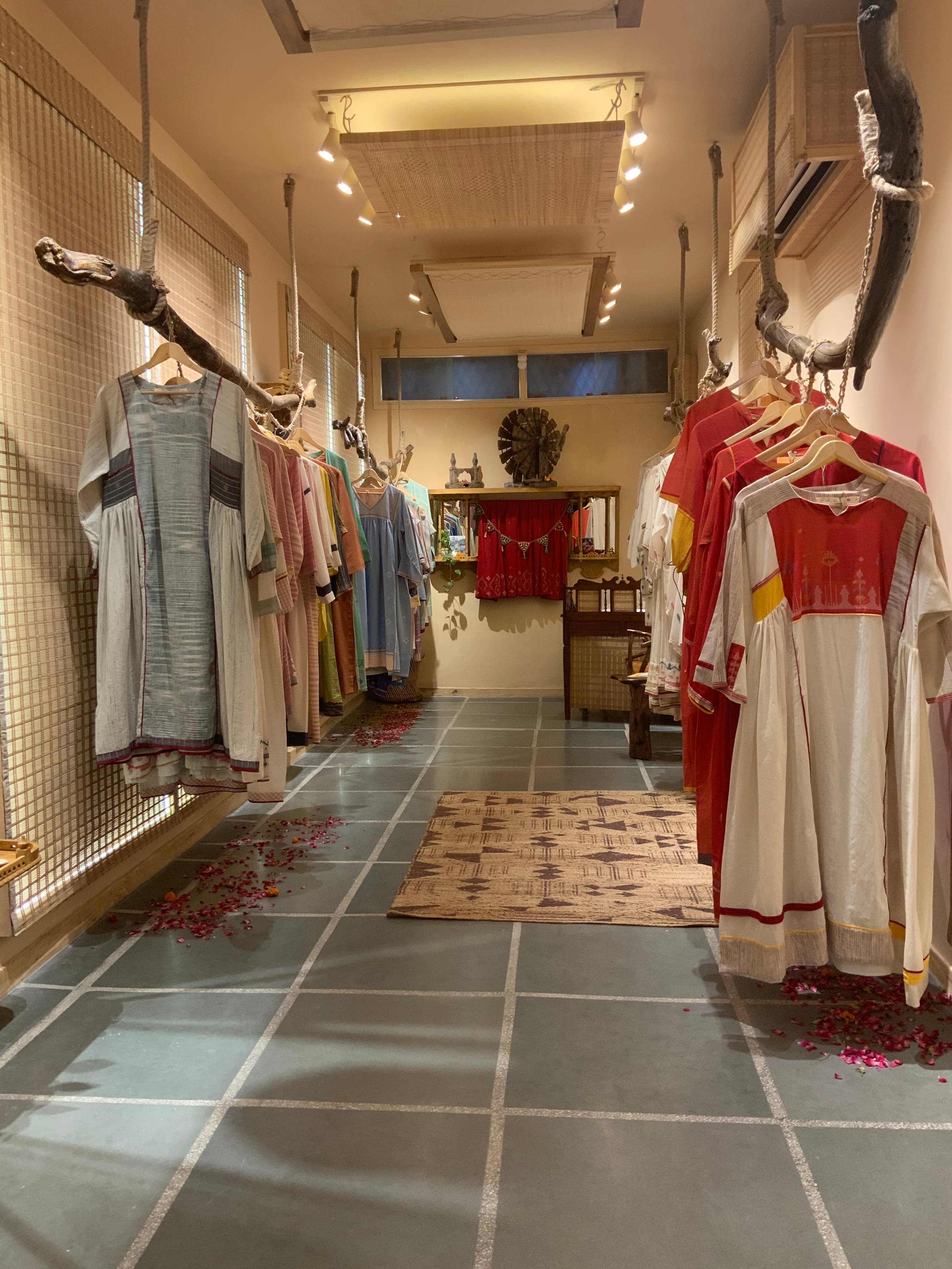 Madhuu Studio Display