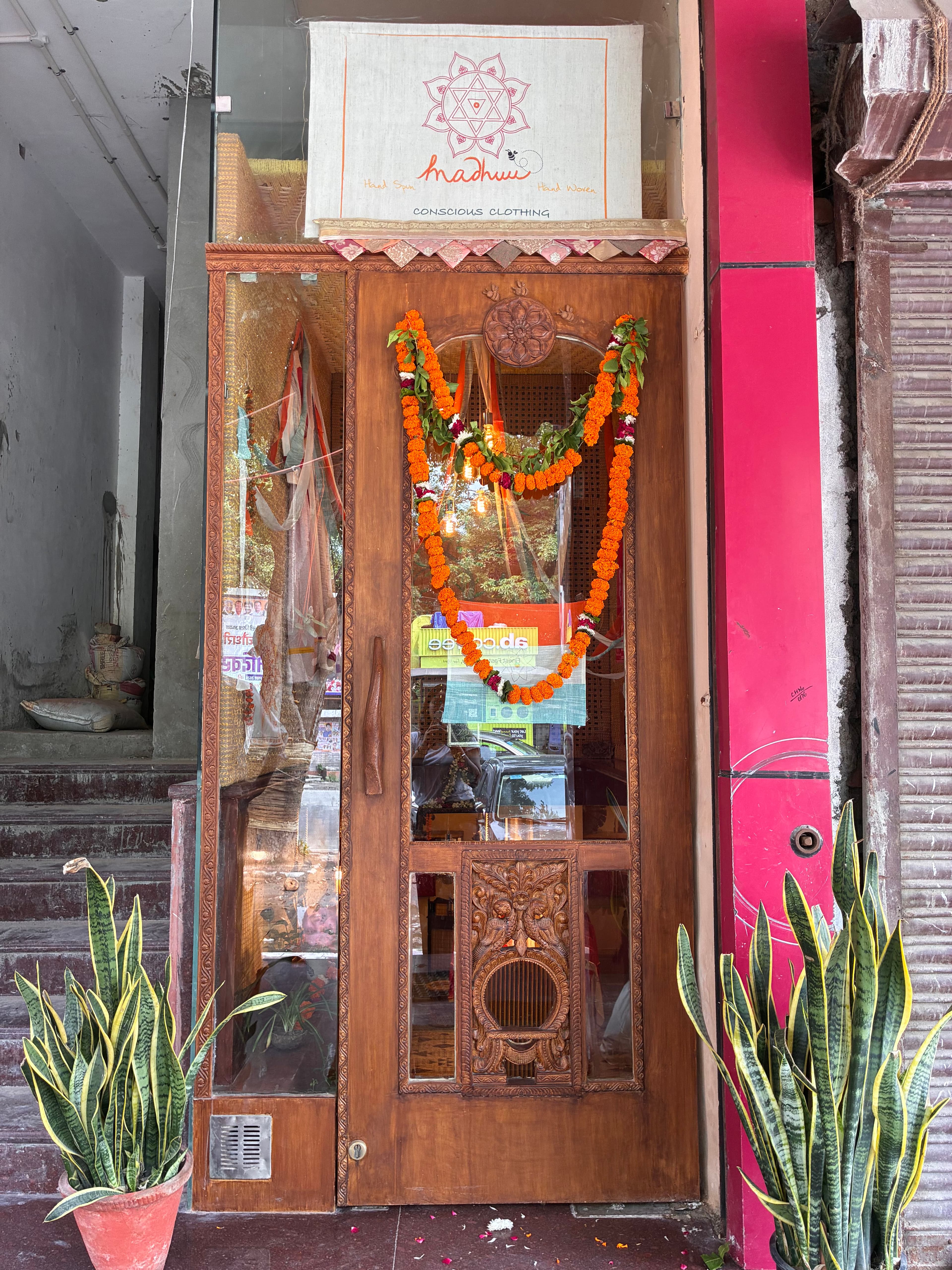Madhuu Shop Arrangement